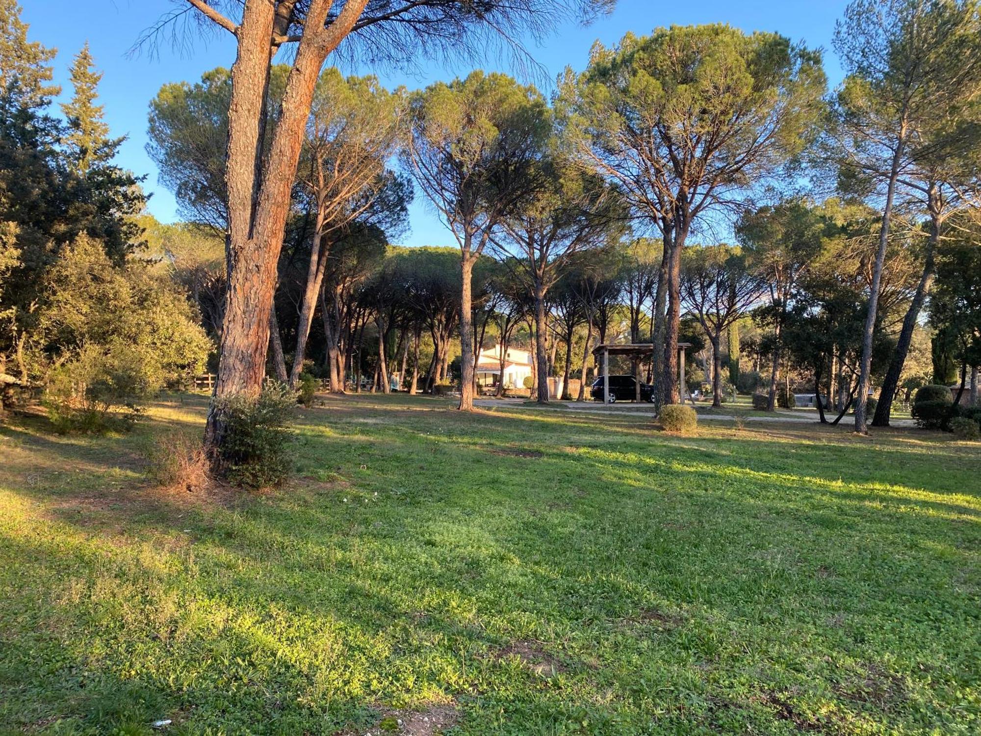 Residence Gabrielle Le Cannet Des Maures Luaran gambar