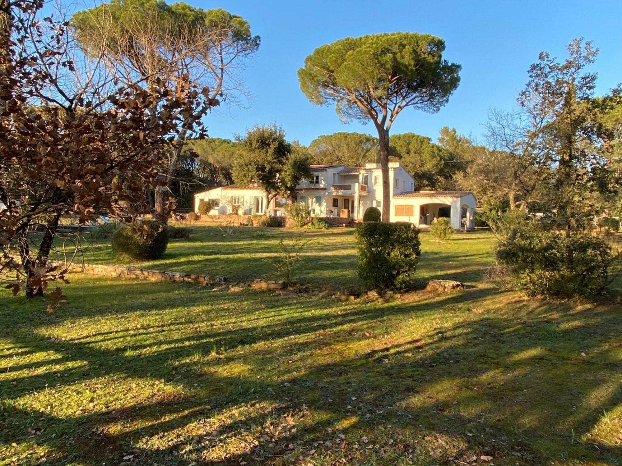 Residence Gabrielle Le Cannet Des Maures Luaran gambar